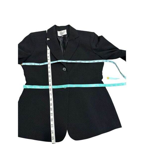 Le Suit Blazer size 4 petite - Picture 4 of 4